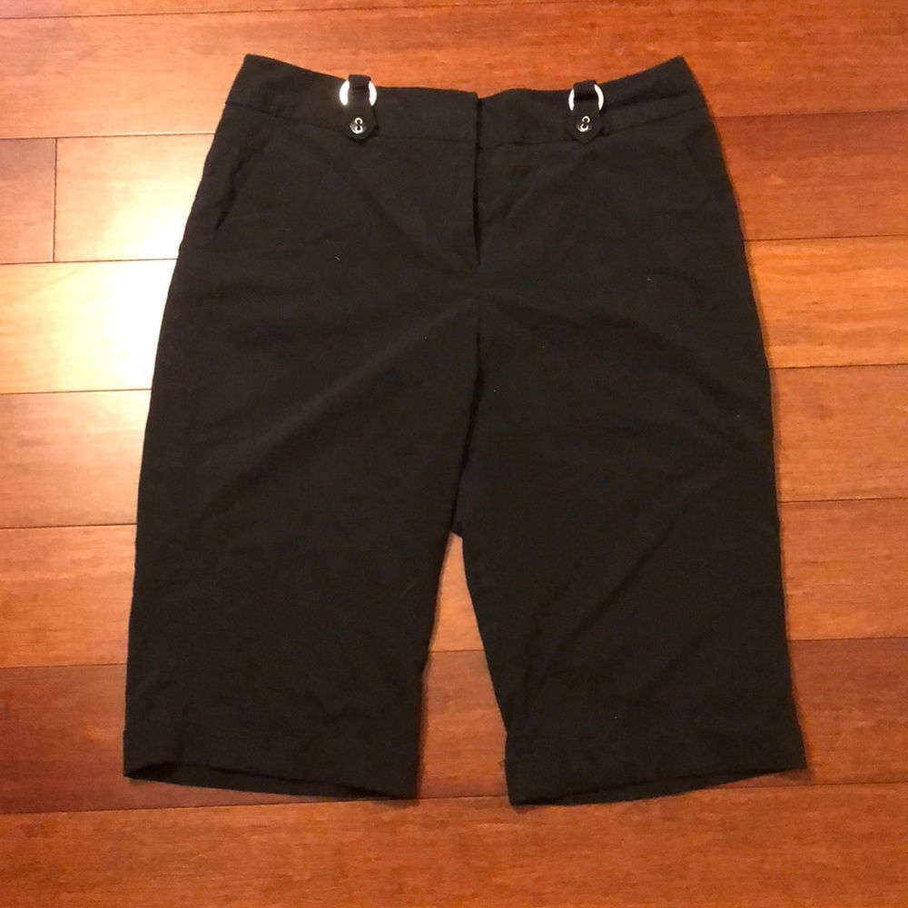 Capri Black Pants